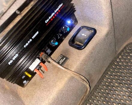 Черный БМВ 5 Серия, объемом двигателя 2.5 л и пробегом 400 тыс. км за 4000 $, фото 1 на Automoto.ua