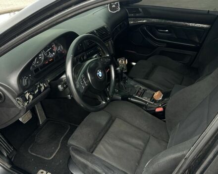 Черный БМВ 5 Серия, объемом двигателя 4.4 л и пробегом 350 тыс. км за 9000 $, фото 7 на Automoto.ua