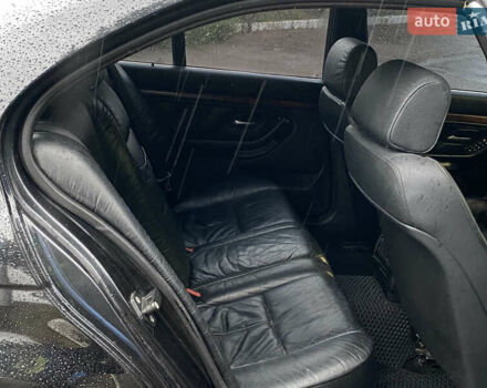 Черный БМВ 5 Серия, объемом двигателя 2.79 л и пробегом 300 тыс. км за 4400 $, фото 31 на Automoto.ua