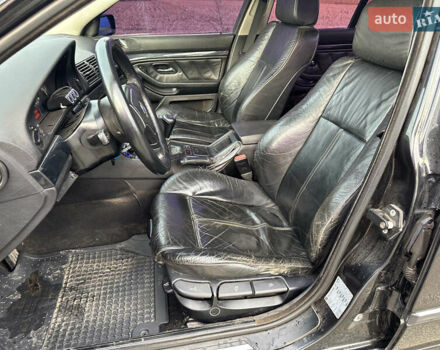 Чорний БМВ 5 Серія, об'ємом двигуна 2 л та пробігом 370 тис. км за 3000 $, фото 15 на Automoto.ua