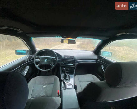 Чорний БМВ 5 Серія, об'ємом двигуна 2 л та пробігом 300 тис. км за 3800 $, фото 6 на Automoto.ua
