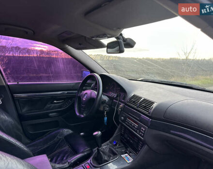 Чорний БМВ 5 Серія, об'ємом двигуна 2 л та пробігом 370 тис. км за 3000 $, фото 24 на Automoto.ua