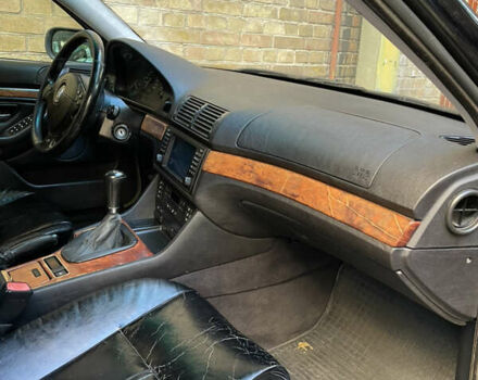 Чорний БМВ 5 Серія, об'ємом двигуна 3.5 л та пробігом 550 тис. км за 4400 $, фото 18 на Automoto.ua