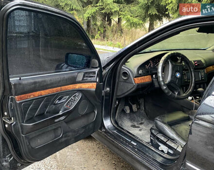 Черный БМВ 5 Серия, объемом двигателя 2.79 л и пробегом 300 тыс. км за 4400 $, фото 27 на Automoto.ua