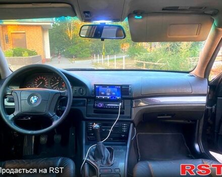 Черный БМВ 5 Серия, объемом двигателя 2.5 л и пробегом 0 тыс. км за 2999 $, фото 3 на Automoto.ua