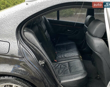 Черный БМВ 5 Серия, объемом двигателя 2.79 л и пробегом 300 тыс. км за 4400 $, фото 33 на Automoto.ua