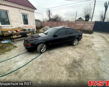Черный БМВ 5 Серия, объемом двигателя 2 л и пробегом 290 тыс. км за 5200 $, фото 2 на Automoto.ua