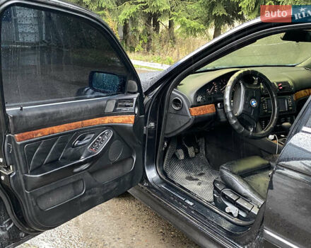 Черный БМВ 5 Серия, объемом двигателя 2.79 л и пробегом 300 тыс. км за 4400 $, фото 26 на Automoto.ua