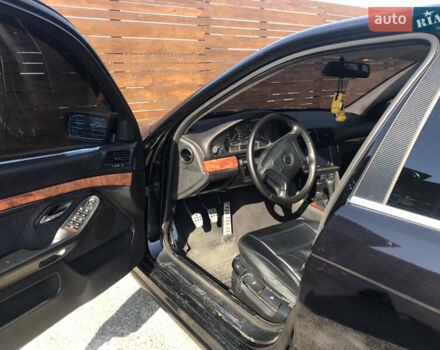 Чорний БМВ 5 Серія, об'ємом двигуна 1.99 л та пробігом 299 тис. км за 4399 $, фото 9 на Automoto.ua