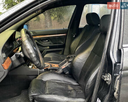 Черный БМВ 5 Серия, объемом двигателя 2.79 л и пробегом 300 тыс. км за 4400 $, фото 25 на Automoto.ua