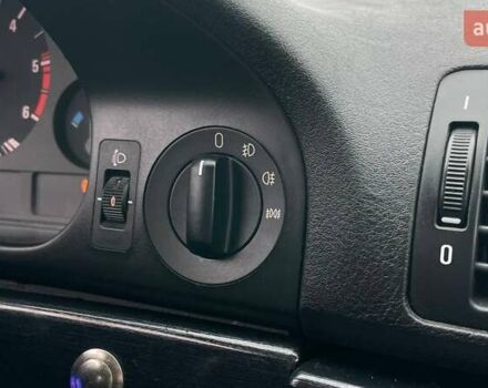 Чорний БМВ 5 Серія, об'ємом двигуна 2.5 л та пробігом 301 тис. км за 3999 $, фото 14 на Automoto.ua