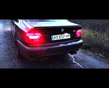 Черный БМВ 5 Серия, объемом двигателя 4.4 л и пробегом 350 тыс. км за 4100 $, фото 7 на Automoto.ua