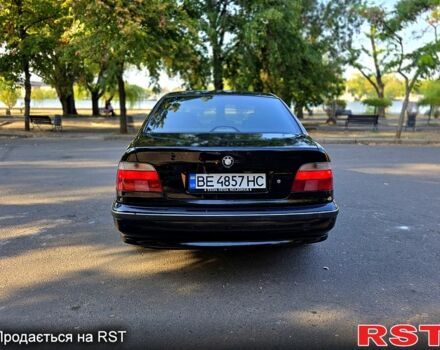 Черный БМВ 5 Серия, объемом двигателя 2 л и пробегом 400 тыс. км за 4500 $, фото 3 на Automoto.ua