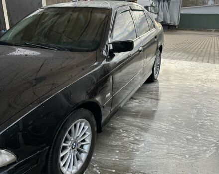 Чорний БМВ 5 Серія, об'ємом двигуна 2.5 л та пробігом 400 тис. км за 2800 $, фото 2 на Automoto.ua
