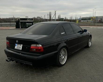 Черный БМВ 5 Серия, объемом двигателя 4.4 л и пробегом 350 тыс. км за 9000 $, фото 4 на Automoto.ua