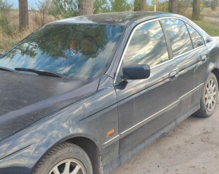 Черный БМВ 5 Серия, объемом двигателя 0 л и пробегом 350 тыс. км за 2928 $, фото 1 на Automoto.ua