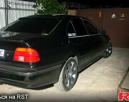 Черный БМВ 5 Серия, объемом двигателя 2 л и пробегом 200 тыс. км за 4800 $, фото 2 на Automoto.ua