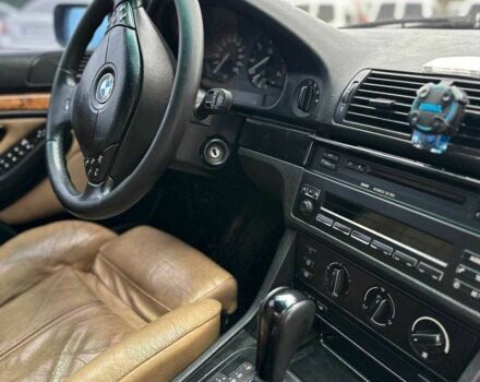 Чорний БМВ 5 Серія, об'ємом двигуна 2.9 л та пробігом 300 тис. км за 5500 $, фото 17 на Automoto.ua