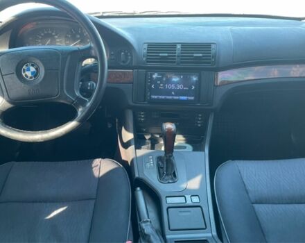 Чорний БМВ 5 Серія, об'ємом двигуна 2.5 л та пробігом 333 тис. км за 3900 $, фото 3 на Automoto.ua