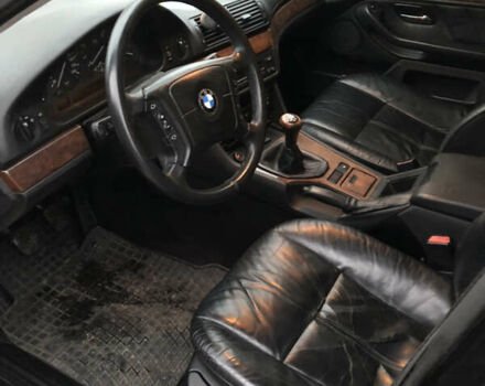 Черный БМВ 5 Серия, объемом двигателя 2 л и пробегом 434 тыс. км за 4400 $, фото 10 на Automoto.ua