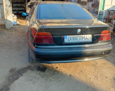 Черный БМВ 5 Серия, объемом двигателя 2.8 л и пробегом 346 тыс. км за 4600 $, фото 5 на Automoto.ua