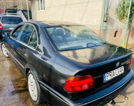 Черный БМВ 5 Серия, объемом двигателя 0 л и пробегом 300 тыс. км за 1550 $, фото 3 на Automoto.ua