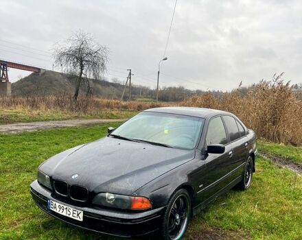 Чорний БМВ 5 Серія, об'ємом двигуна 2 л та пробігом 300 тис. км за 3200 $, фото 6 на Automoto.ua