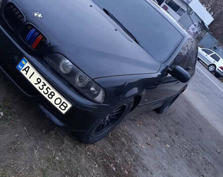 Чорний БМВ 5 Серія, об'ємом двигуна 2.8 л та пробігом 275 тис. км за 6100 $, фото 1 на Automoto.ua