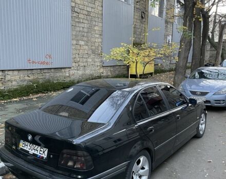 Черный БМВ 5 Серия, объемом двигателя 2 л и пробегом 330 тыс. км за 3500 $, фото 4 на Automoto.ua