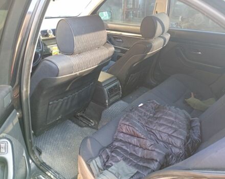 Черный БМВ 5 Серия, объемом двигателя 2.8 л и пробегом 346 тыс. км за 4600 $, фото 2 на Automoto.ua