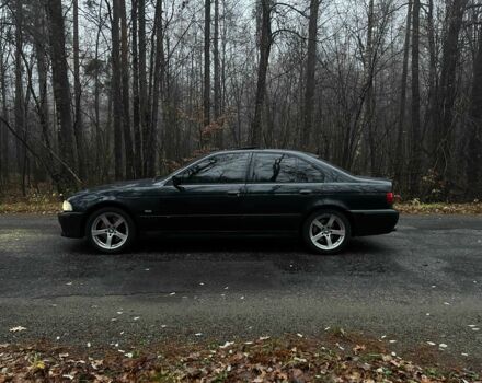 Черный БМВ 5 Серия, объемом двигателя 3.5 л и пробегом 270 тыс. км за 8000 $, фото 4 на Automoto.ua