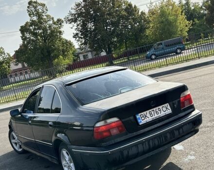 Чорний БМВ 5 Серія, об'ємом двигуна 0 л та пробігом 250 тис. км за 3700 $, фото 2 на Automoto.ua