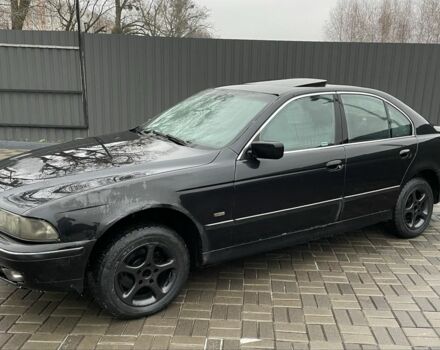 Чорний БМВ 5 Серія, об'ємом двигуна 2.5 л та пробігом 386 тис. км за 1500 $, фото 1 на Automoto.ua