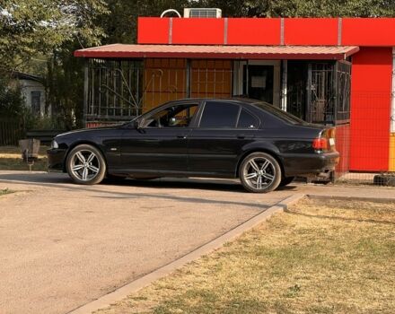 Черный БМВ 5 Серия, объемом двигателя 3.5 л и пробегом 1000 тыс. км за 2700 $, фото 4 на Automoto.ua