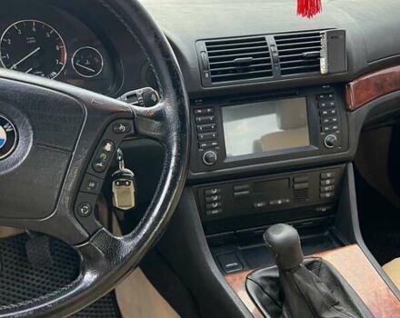 Чорний БМВ 5 Серія, об'ємом двигуна 2.5 л та пробігом 300 тис. км за 5000 $, фото 12 на Automoto.ua