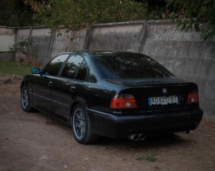 Черный БМВ 5 Серия, объемом двигателя 4.4 л и пробегом 470 тыс. км за 5800 $, фото 1 на Automoto.ua