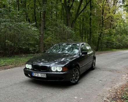 Черный БМВ 5 Серия, объемом двигателя 3 л и пробегом 480 тыс. км за 3000 $, фото 1 на Automoto.ua