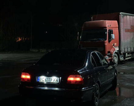 Чорний БМВ 5 Серія, об'ємом двигуна 2 л та пробігом 307 тис. км за 4000 $, фото 5 на Automoto.ua