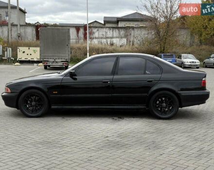 Черный БМВ 5 Серия, объемом двигателя 1.99 л и пробегом 275 тыс. км за 5000 $, фото 2 на Automoto.ua