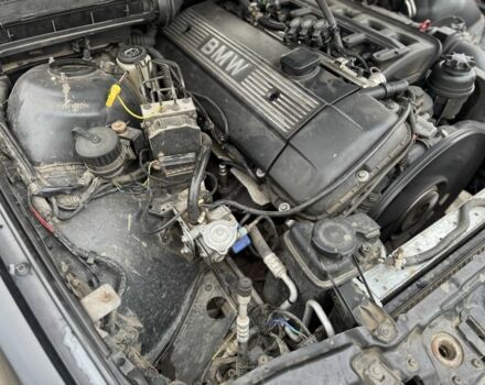 Черный БМВ 5 Серия, объемом двигателя 2 л и пробегом 270 тыс. км за 4100 $, фото 18 на Automoto.ua