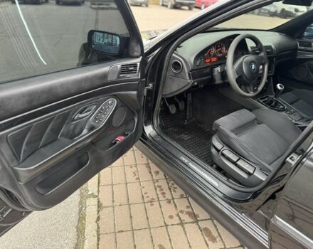 Черный БМВ 5 Серия, объемом двигателя 2 л и пробегом 270 тыс. км за 4100 $, фото 9 на Automoto.ua