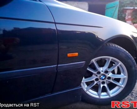 Черный БМВ 5 Серия, объемом двигателя 20 л и пробегом 250 тыс. км за 4200 $, фото 9 на Automoto.ua