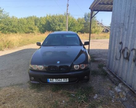 Черный БМВ 5 Серия, объемом двигателя 3.5 л и пробегом 1000 тыс. км за 2700 $, фото 2 на Automoto.ua