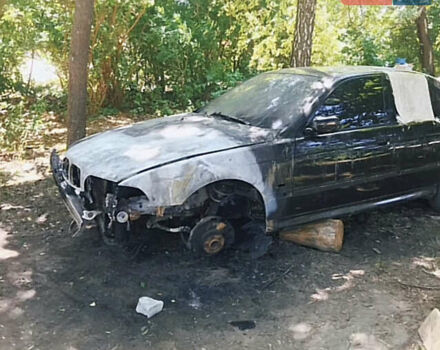 Чорний БМВ 5 Серія, об'ємом двигуна 2.8 л та пробігом 275 тис. км за 6100 $, фото 4 на Automoto.ua