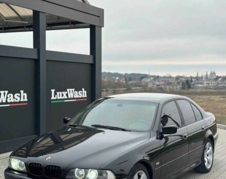 Чорний БМВ 5 Серія, об'ємом двигуна 2.9 л та пробігом 300 тис. км за 5500 $, фото 1 на Automoto.ua