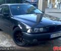 Черный БМВ 5 Серия, объемом двигателя 2 л и пробегом 318 тыс. км за 5500 $, фото 1 на Automoto.ua