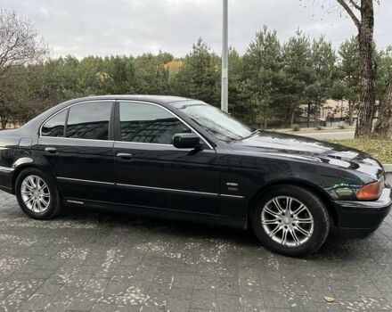 Черный БМВ 5 Серия, объемом двигателя 2 л и пробегом 290 тыс. км за 3300 $, фото 3 на Automoto.ua