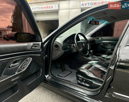 Черный БМВ 5 Серия, объемом двигателя 2.5 л и пробегом 398 тыс. км за 5000 $, фото 19 на Automoto.ua
