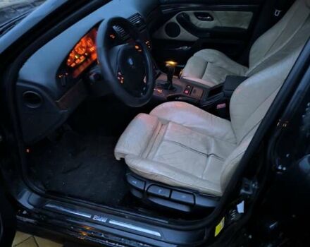 Чорний БМВ 5 Серія, об'ємом двигуна 3 л та пробігом 304 тис. км за 4150 $, фото 9 на Automoto.ua