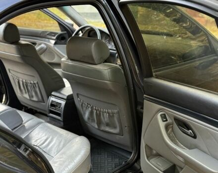 Черный БМВ 5 Серия, объемом двигателя 2.5 л и пробегом 300 тыс. км за 2199 $, фото 13 на Automoto.ua